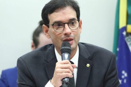 Câmara avança em proposta que reduz jornada para 40 horas e extingue escala 6x1 4 ocrente 1779752062