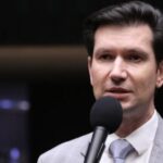Deputado do Novo contesta PEC que acaba com escala 6x1 e diz que governo “impede quem quer trabalhar” 4 ocrente 1779753852