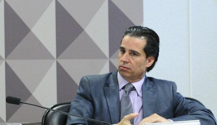 Acusada de lavagem de dinheiro, Deolane Bezerra contrata criminalista que anulou sentença de Eduardo Cunha 2 ocrente 1779761953