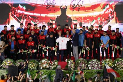 Cerimônia de despedida da seleção iraniana rumo à Copa 2026 reúne coros de “Morte à América” 6 ocrente 1779822281