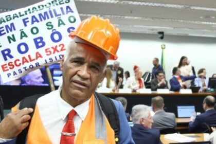 Comissão da Câmara aprova PEC que extingue escala 6x1; confira o voto de cada deputado 16 ocrente 1779913158