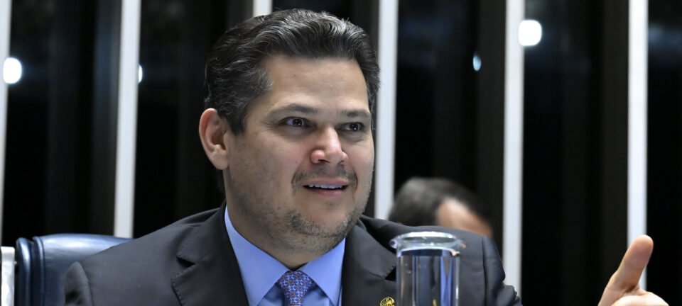 Alcolumbre oficializa repasses a estados e municípios mesmo em período eleitoral 2 ocrente 1779933008