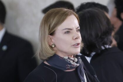 TJDFT revoga condenação de deputado que chamou Gleisi Hoffmann de “amante” 20 ocrente 1780060752