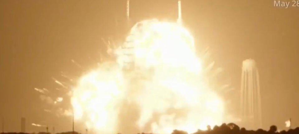 Explosão em teste do New Glenn adia planos da Blue Origin na Flórida 2 ocrente 1780062595