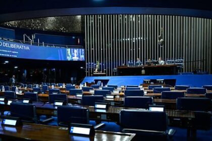 Disparos automatizados pelo WhatsApp travam minirreforma eleitoral no Senado 20 ocrente 1780067961