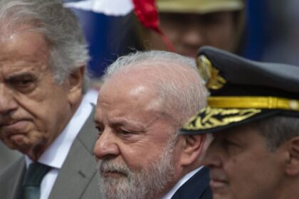 Lula decreta bloqueio de R$ 23,7 bilhões no Orçamento; Defesa sofre maior corte 6 ocrente 1780109380