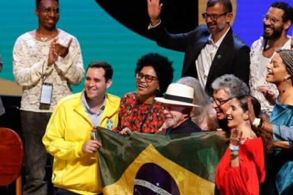 Lula conclama esquerda a retomar verde e amarelo na Copa do Mundo 18 ocrente 1780175072