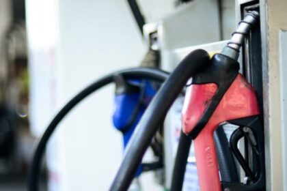 Governo eleva subsídio do diesel e prorroga incentivos para segurar preços dos combustíveis 12 ocrente 1780176876
