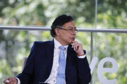 Bogotá acusa presidente do Equador de tentar influenciar eleição colombiana após anúncio tarifário 14 ocrente 1780212893