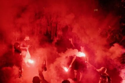 Comemoração do título do PSG gera 780 prisões, 276 feridos e um morto na França 8 ocrente 1780245297