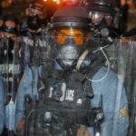 Newark impõe toque de recolher após confrontos perto de centro de detenção de imigrantes 4 ocrente 1780257001