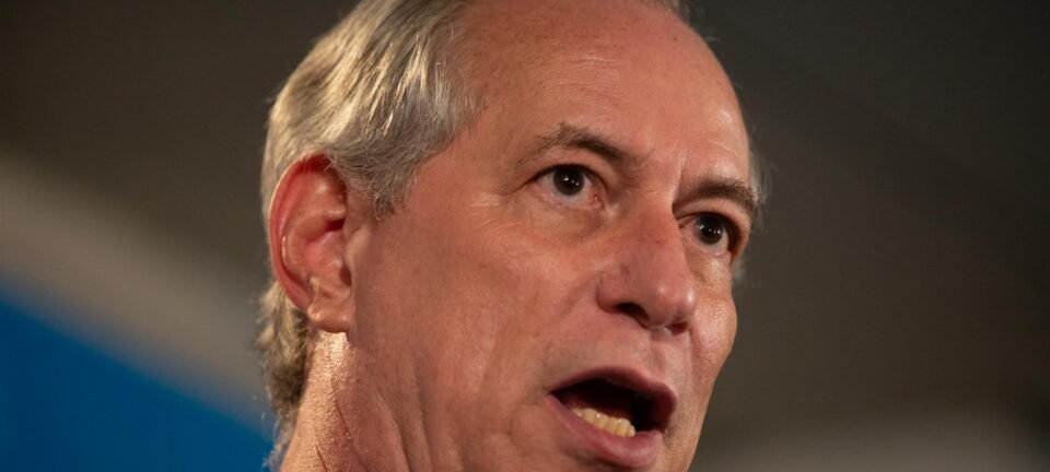 Ciro Gomes reage a críticas e diz que aliados bolsonaristas são “homens honrados” 2 ocrente 1780350581