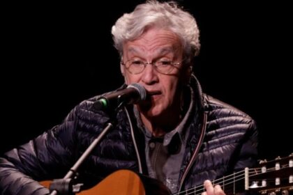 Em turnê na Europa, Caetano Veloso afirma que “Brasil parece não poder ser salvo” 6 ocrente 1780400096