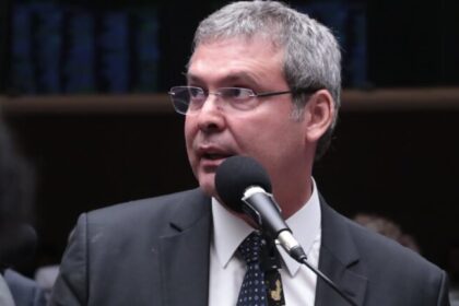 Lindbergh aciona STF e pede investigação federal sobre ONG ligada a filme de Bolsonaro 2 ocrente 1780402792