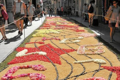 Do latim ao descanso: a história da palavra “feriado” e o cenário para Corpus Christi 14 ocrente 1780499058
