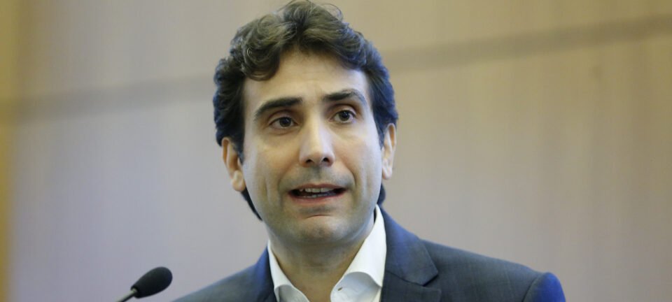 Galípolo atribui inflação à baixa produtividade e vê na IA chance de aliviar pressões de preços 2 ocrente 1780504499