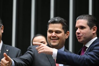 Alcolumbre defende análise sem pressa da PEC que extingue escala 6x1 2 ocrente 1780517057