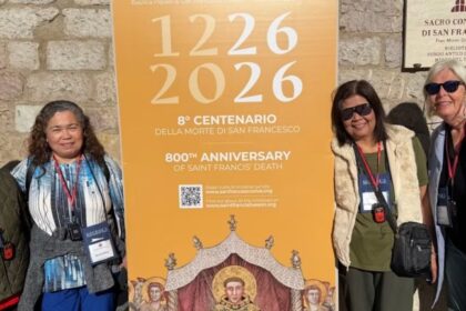 Restos mortais de São Francisco atraem 400 mil fiéis a Assis no início do Ano Jubilar 8 ocrente 1780583811