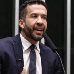 Deputados aliados de Lula buscam em Washington investigação americana sobre Flávio Bolsonaro 5 ocrente 1780634136