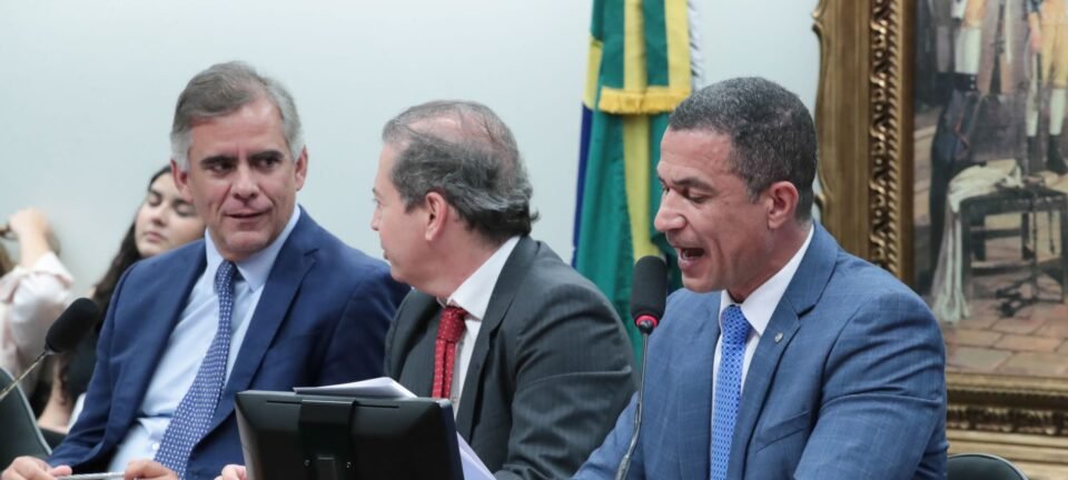 CCJ agenda para terça-feira votação da PEC que diminui maioridade penal para 16 anos 2 ocrente 1780703366