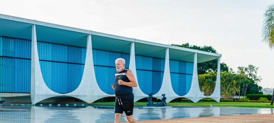 Vídeos de Janja exibem Lula em atividades físicas e reforçam imagem de vigor para campanha de 2026 2 ocrente 1780719581