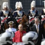 Multidão de 130 mil recepciona Papa Leão XIV em trajeto de papamóvel por Madri 4 ocrente 1780778055
