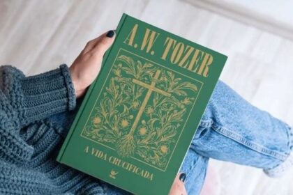 Editora Vida relança “A Vida Crucificada”, de A. W. Tozer, em coleção premium com 14 clássicos 12 ocrente 1780865396