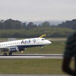 Azul prevê reduzir frequências de voos devido ao encarecimento do combustível 4 ocrente 1780867207