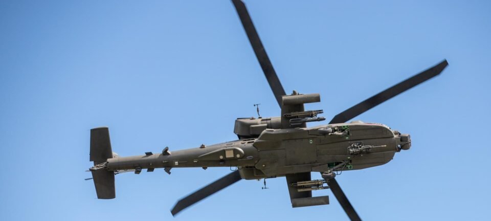 Forças dos EUA empregam drone aquático em resgate inédito de tripulantes de helicóptero perto de Ormuz 2 ocrente 1781012966