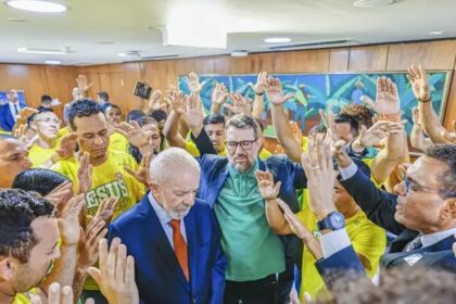 PT lança carta a evangélicos, condena uso político da fé e busca reduzir resistência para 2026 8 ocrente 1781044472