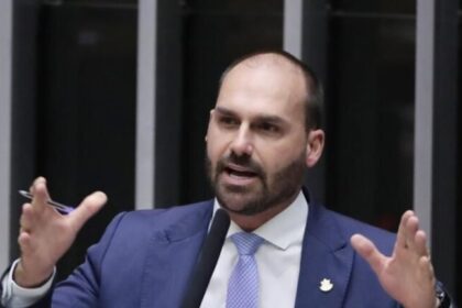DPU solicita adiamento e composição completa da Primeira Turma no julgamento de Eduardo Bolsonaro 12 ocrente 1781290188