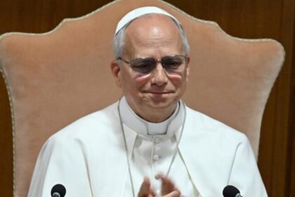 Papa Leão XIV alerta para indiferença aos pobres fomentada pelo ambiente digital 6 ocrente 1781449460