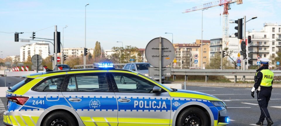 Patologista é detida na Polônia após achado de 32 fetos enterrados em quintal 2 ocrente 1781556582