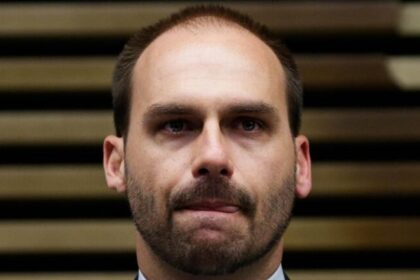 Condenação de Eduardo Bolsonaro ecoa na imprensa estrangeira e reacende discussão sobre tarifas dos EUA contra o Brasil 10 ocrente 1781695159