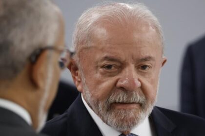 Cumprimento relâmpago marca reencontro de Lula e Trump na cúpula do G7 18 ocrente 1781708693