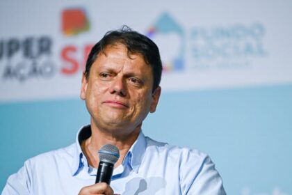 Tarcísio chama condenação de Eduardo Bolsonaro de injusta e nega reflexo na disputa eleitoral 18 ocrente 1781718633