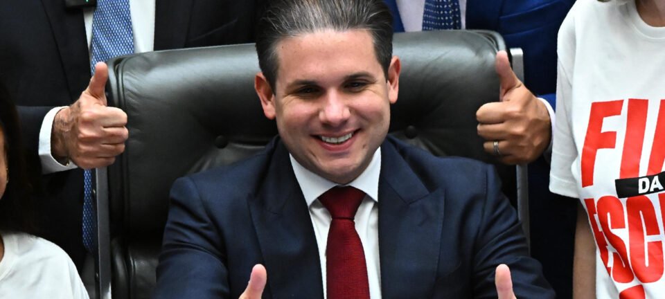 Hugo Motta admite viagem a Portugal paga por empresário e diz não ver irregularidade 2 ocrente 1781730270