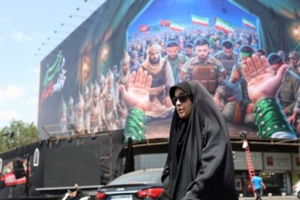 Imprensa iraniana celebra “derrota gloriosa” dos EUA após assinatura do Memorando de Islamabad 16 ocrente 1781782508