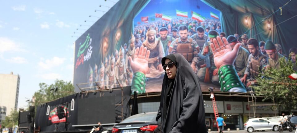 Imprensa iraniana celebra “derrota gloriosa” dos EUA após assinatura do Memorando de Islamabad 2 ocrente 1781782508