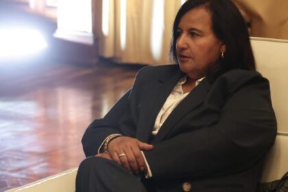 Após cinco anos no exílio, Dinorah Figuera volta à Venezuela para negociar transição política 16 ocrente 1781854463