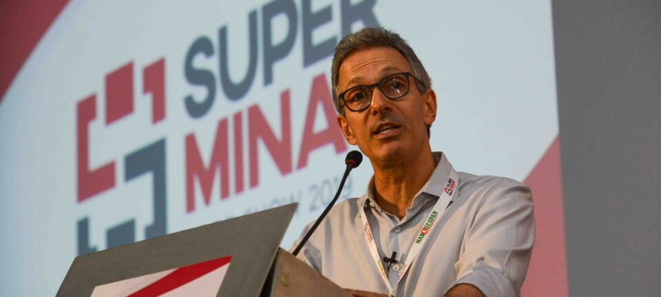 Zema nega proximidade com Flávio Bolsonaro e reforça críticas a vínculo com banqueiro investigado 2 ocrente 1781900391
