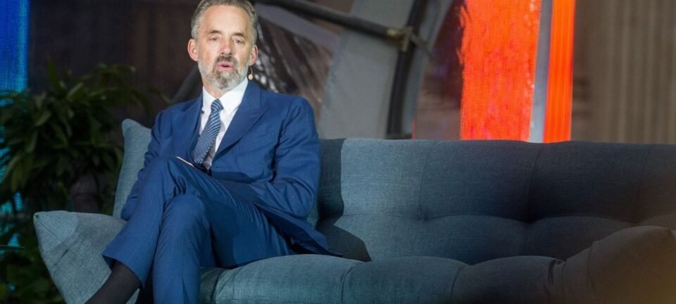 Jordan Peterson enfrenta recuperação lenta e segue afastado por complicações neurológicas 2 ocrente 1782090273