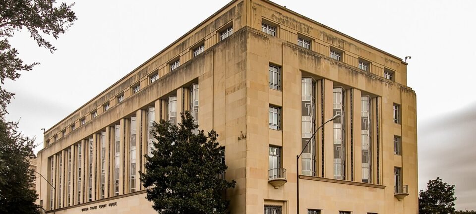 Oito réus ligados ao Antifa recebem até 100 anos de prisão por ataque a centro do ICE no Texas 2 ocrente 1782245976