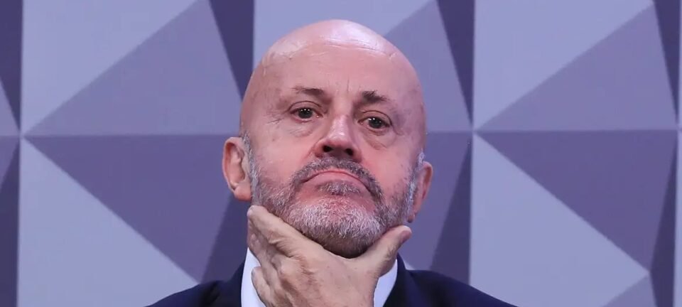 Mendonça dá 48 h para Papuda explicar suposta proposta de delação ao “Careca do INSS” 2 ocrente 1782265753