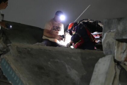 Tremor de 7,5 graus derruba prédio em Caracas e gera alerta de tsunami no Caribe 12 ocrente 1782348550