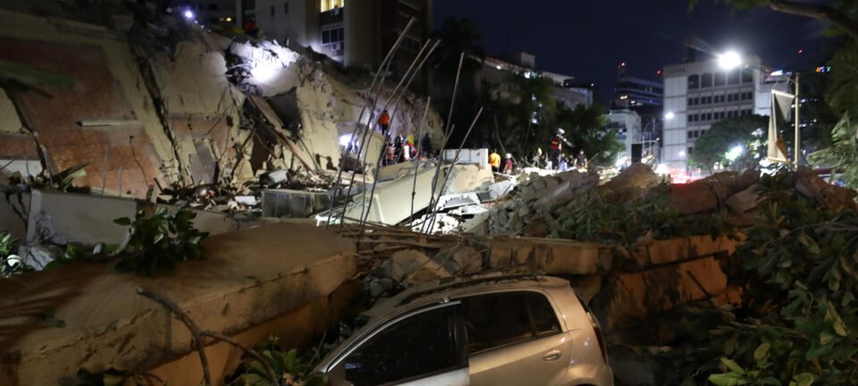 Terremotos de 7,5 e 7,2 graus deixam rastro de destruição em Caracas 2 ocrente 1782356654