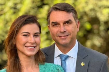 Esposa de Flávio Bolsonaro defende senador após relato de desentendimento com Michelle 16 ocrente 1782427785