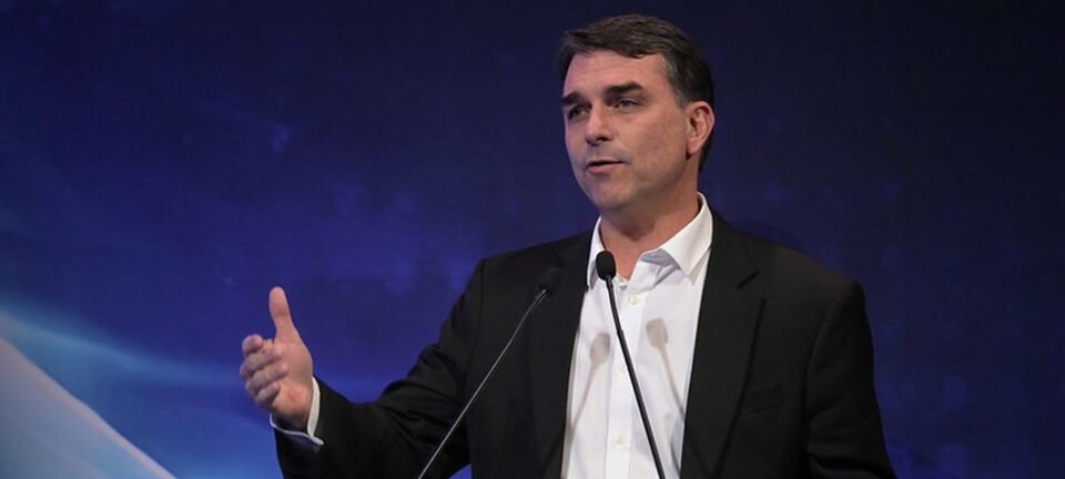 Flávio Bolsonaro leva ao STF queixa-crime contra André Janones por injúria 2 ocrente 1782542989