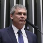 Lindbergh Farias recorre ao STF contra mudança de relator em investigação sobre filme de Bolsonaro 5 ocrente 1782586153