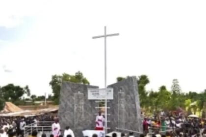 Nigéria inaugura memorial que eterniza 270 cristãos mortos em massacre 18 ocrente 1782732855